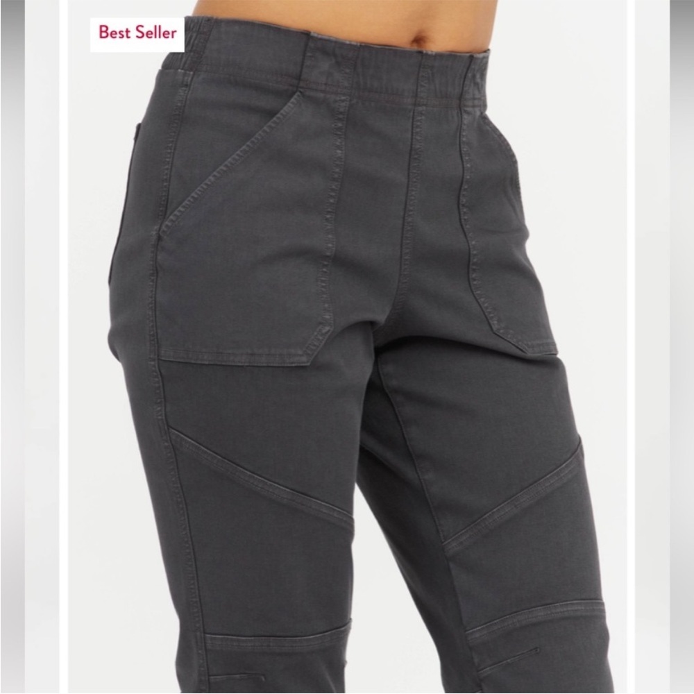 Spanx stretch twill cargo jogger woman’s medium like new excellent condition - Picture 4 of 11